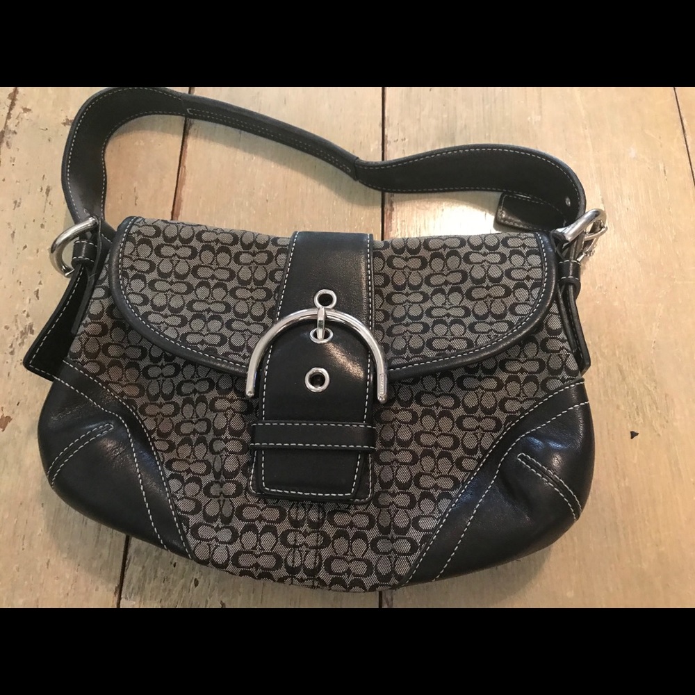 Small COACH monogrammed purse- black